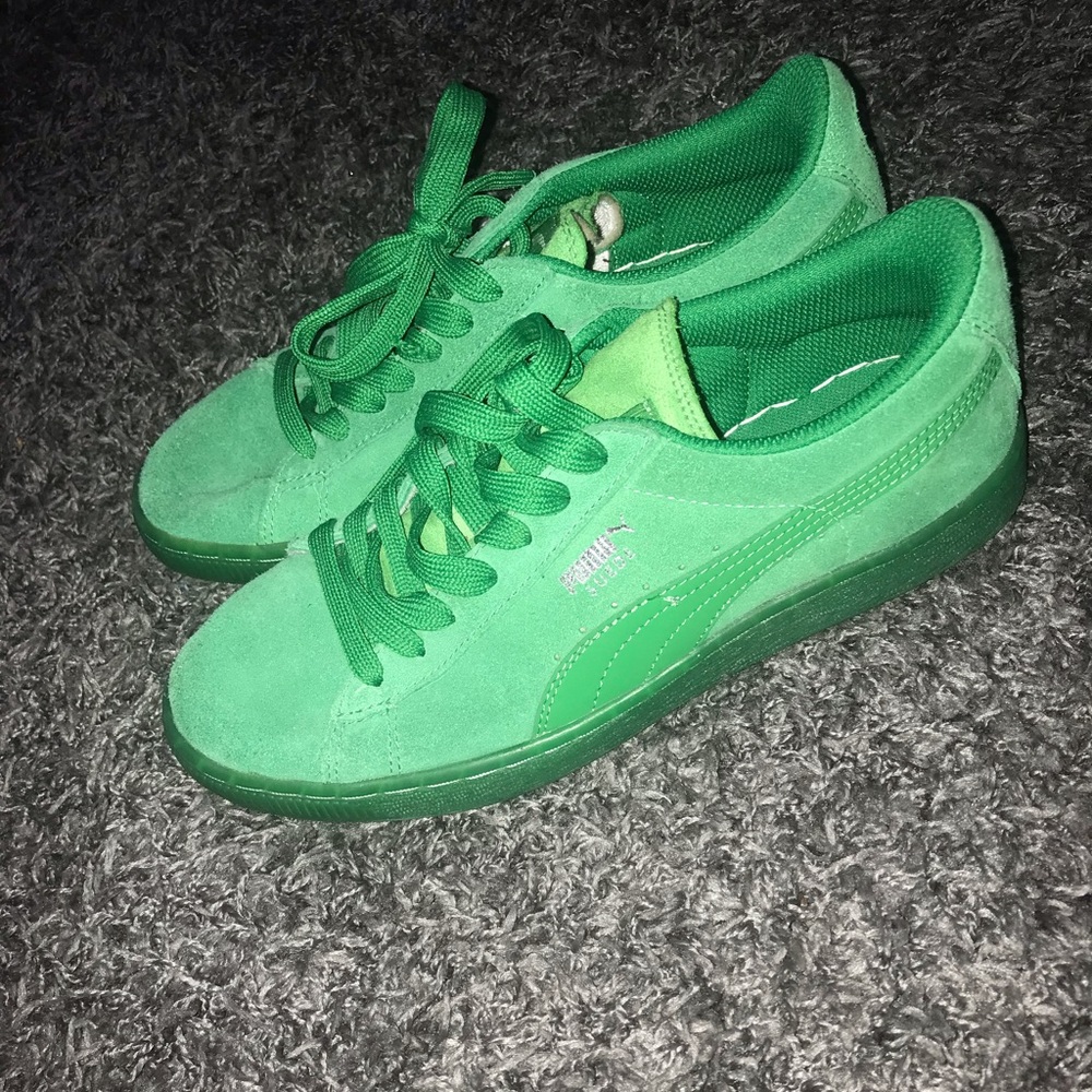 Green puma suede sneakers